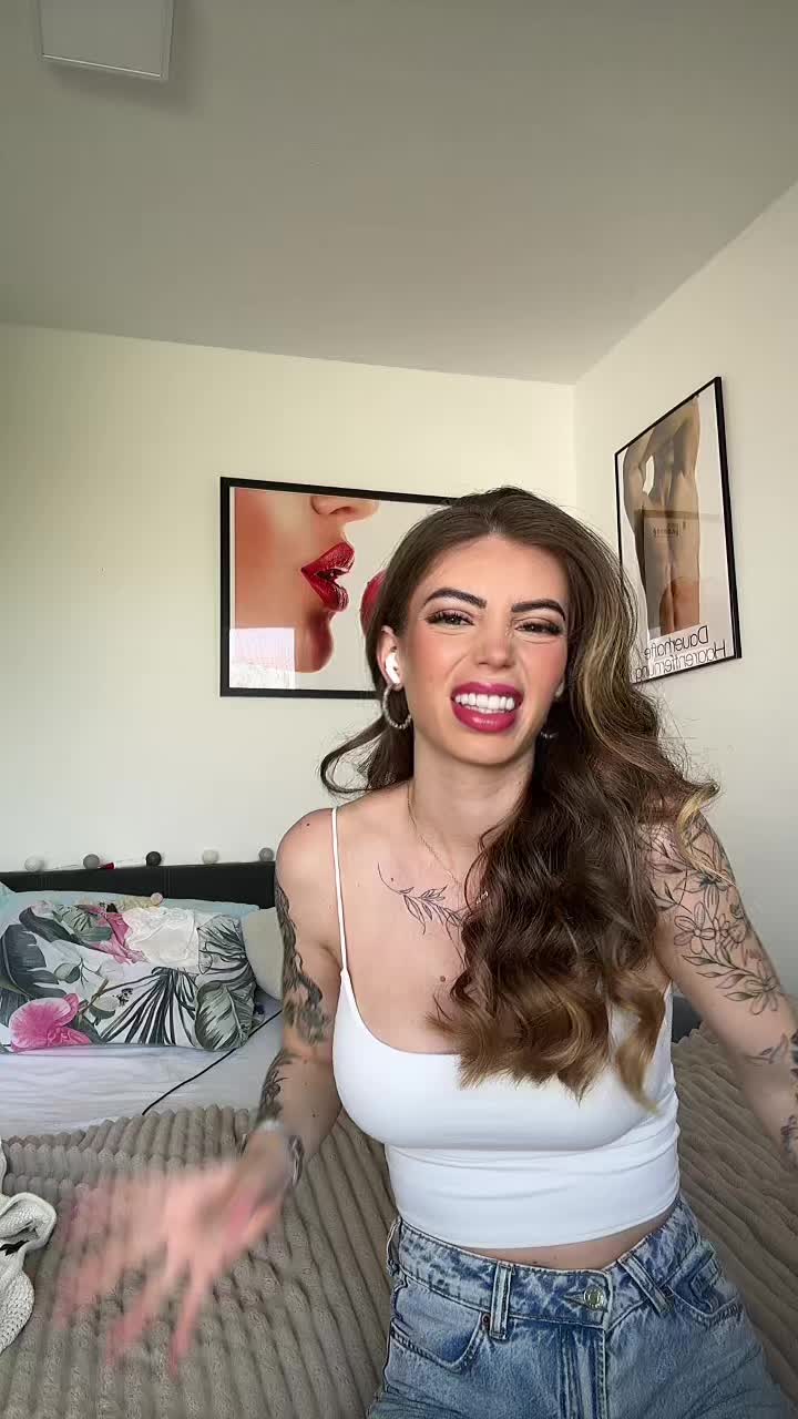 @Pialein_