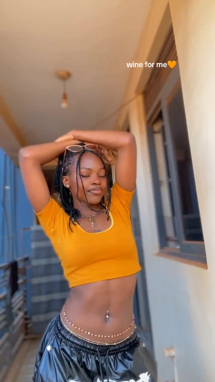 @waist-queen🍓D💋