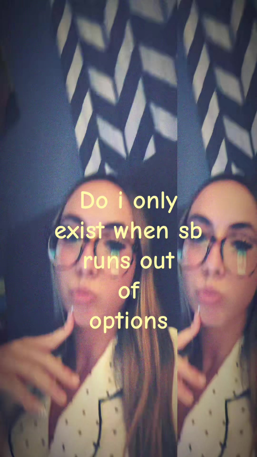 @???