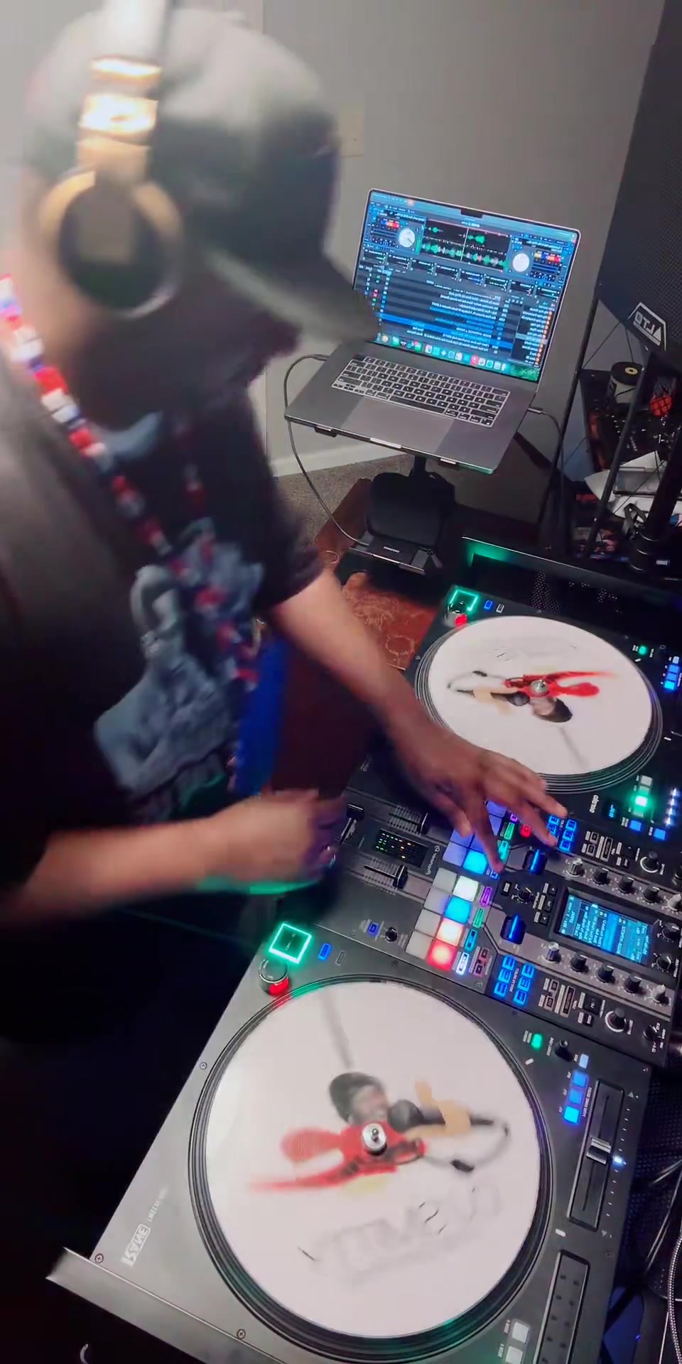 @Hi I’m Dj Smitty 👋🏾