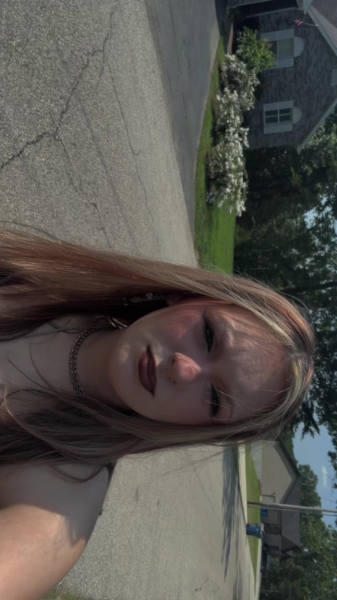 @Demi💋