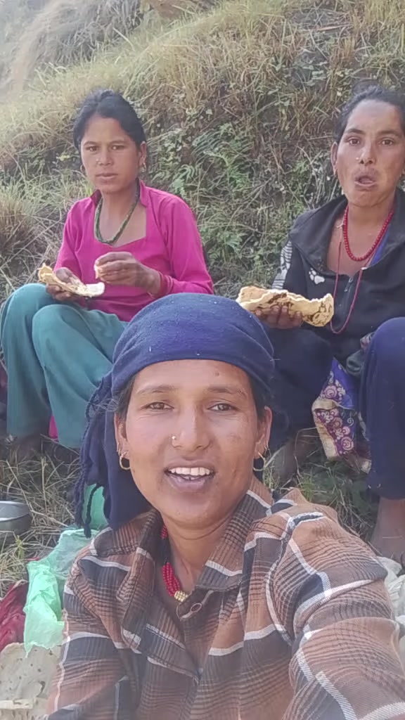 @एक्लि बुहारी ❣️❣️