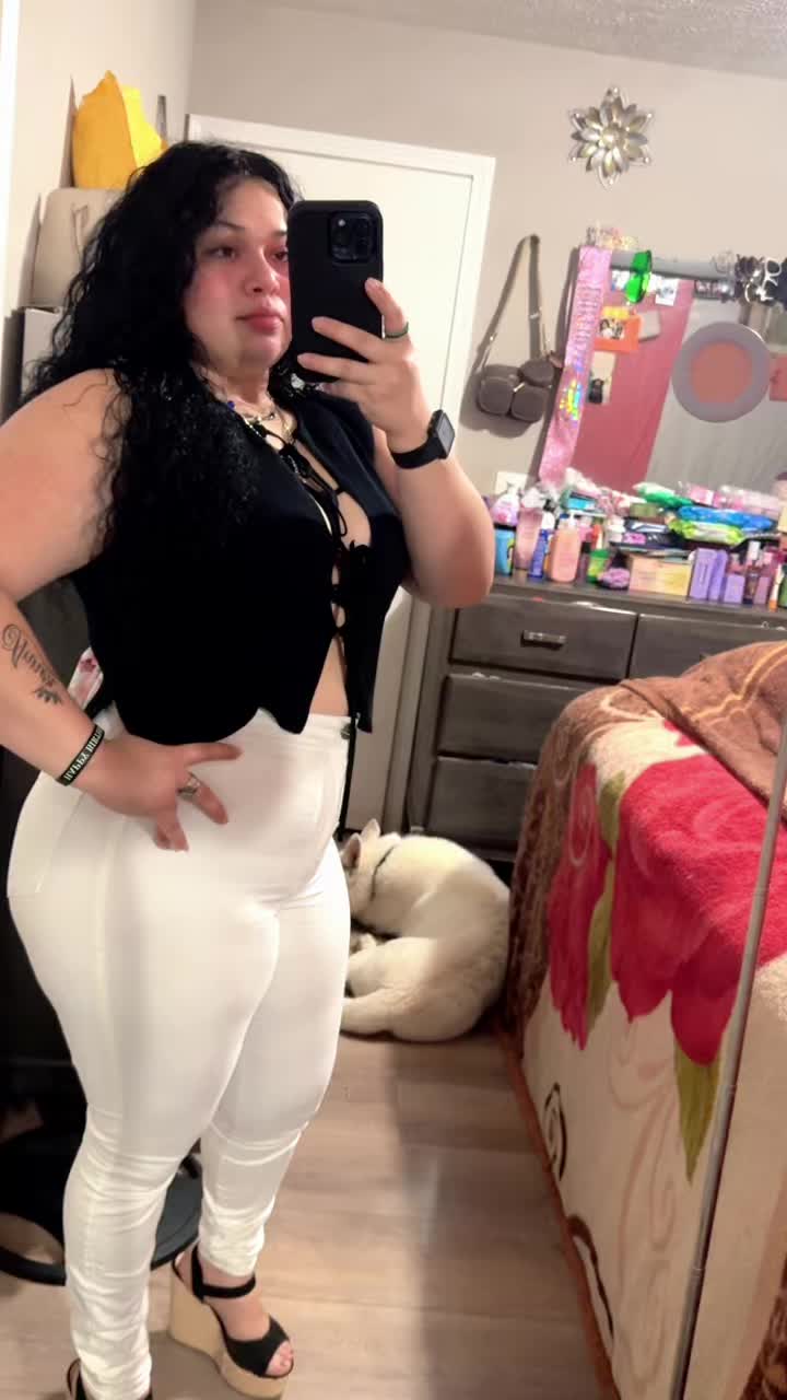 @Ebelithza🇭🇳🦋🌹