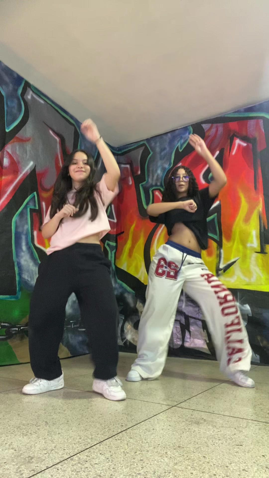 @URBAN DANCE STUDIO