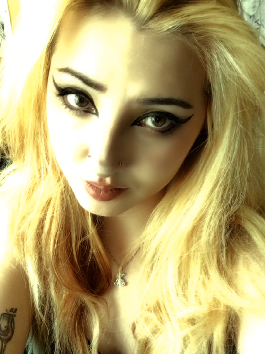 @Cherry_boom