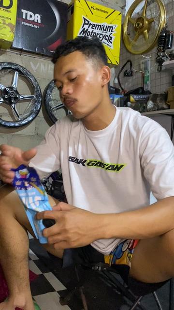 @Gustynnn_