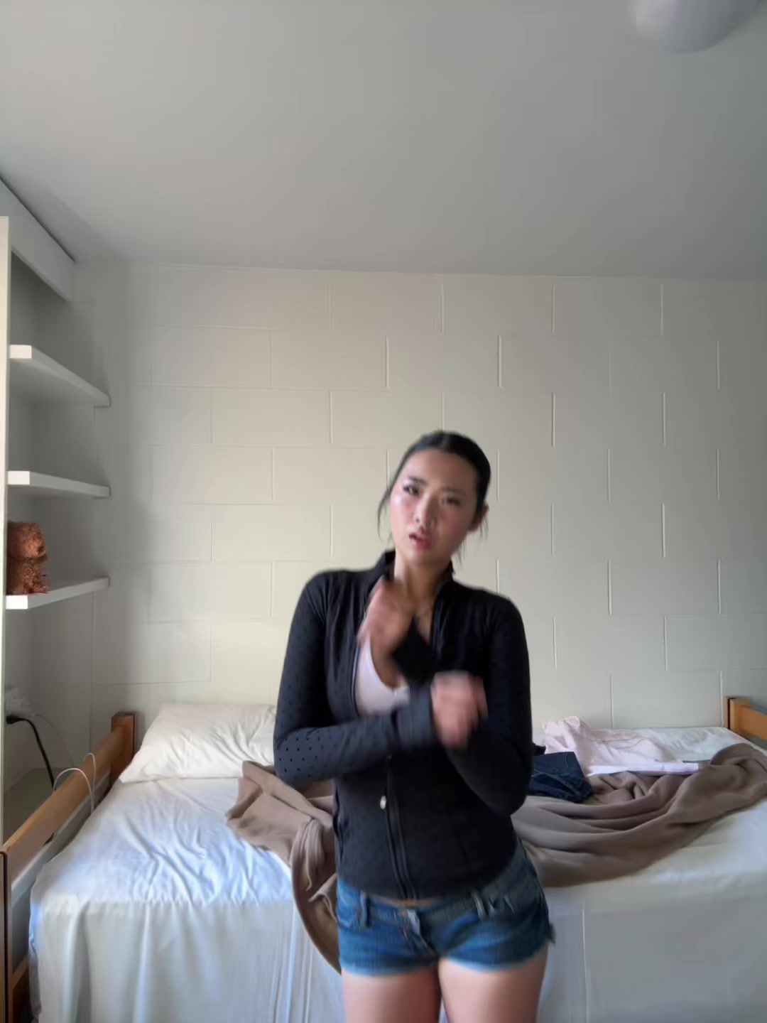 @Melanie ⊙⊝⊜