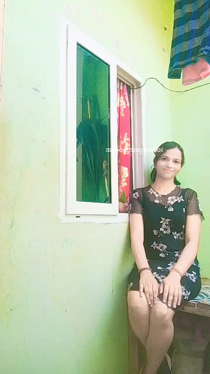 @&pound;,,A၊ T&bull;&pound;