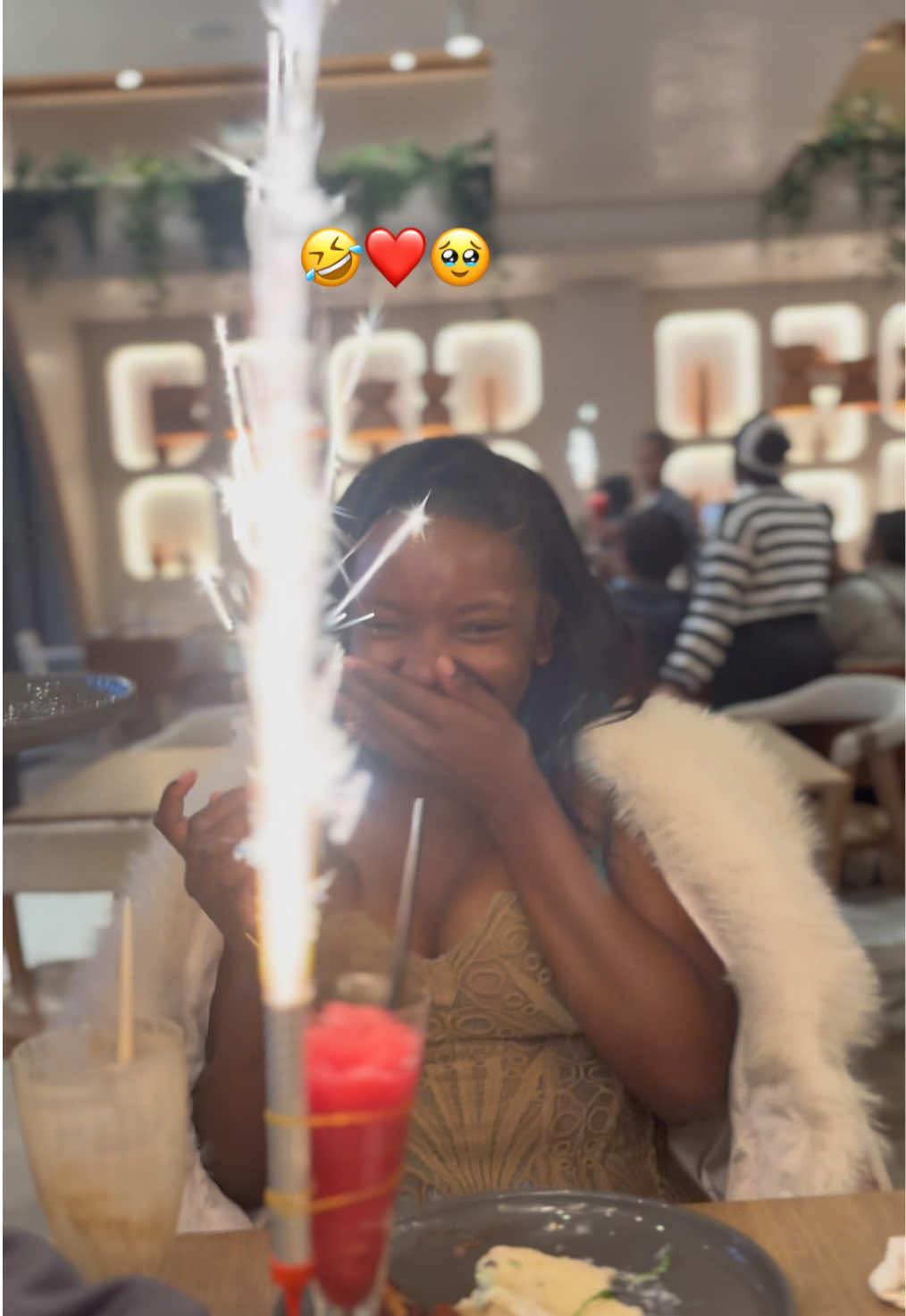 @Thovhie🎀