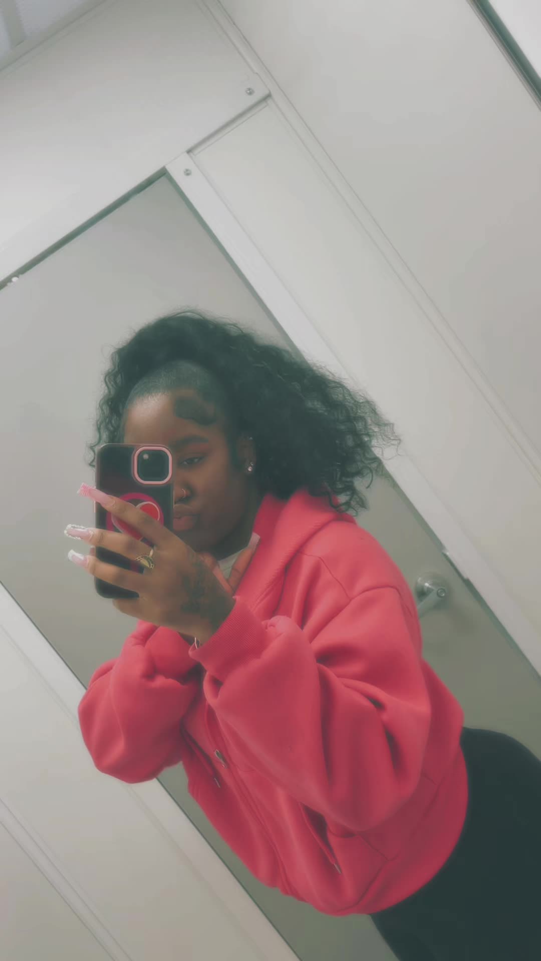 @theyyyluviceyy