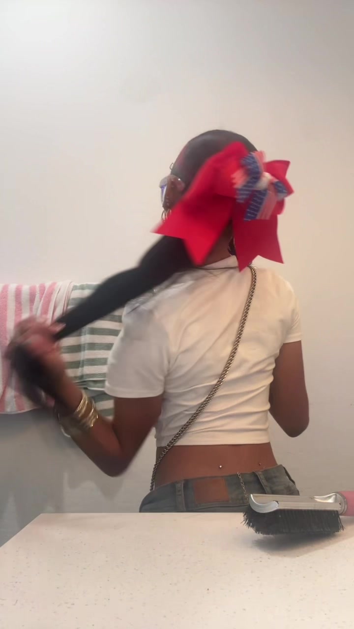 @aprettygirl