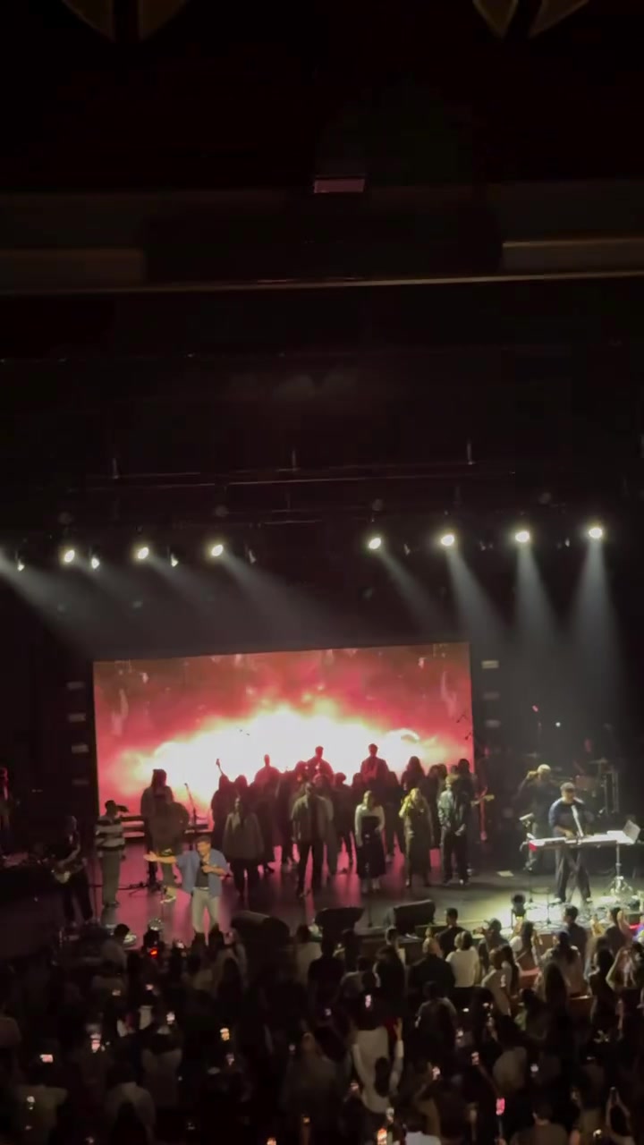 @Ani✨