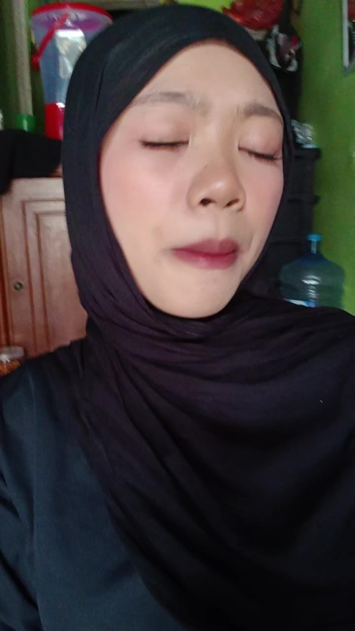 @c.