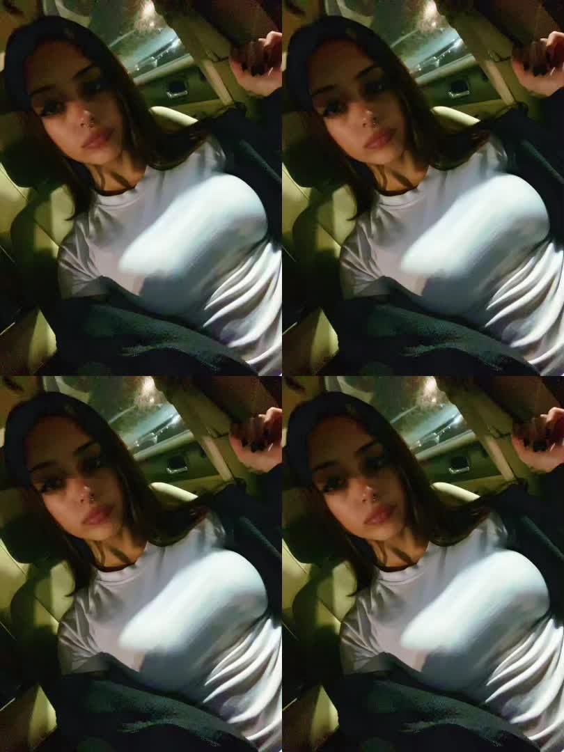 @￶ ￶addison