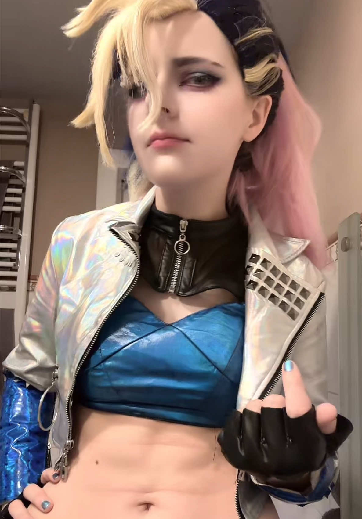 @serpentiac.cos