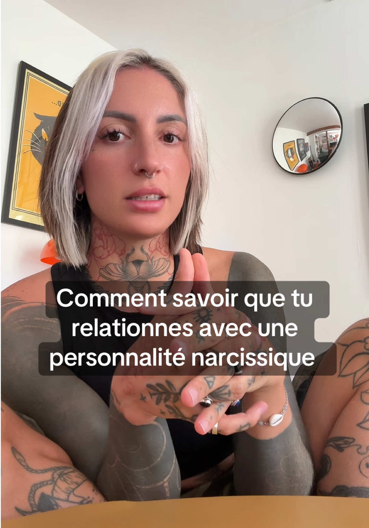 @La meuf tatouée là