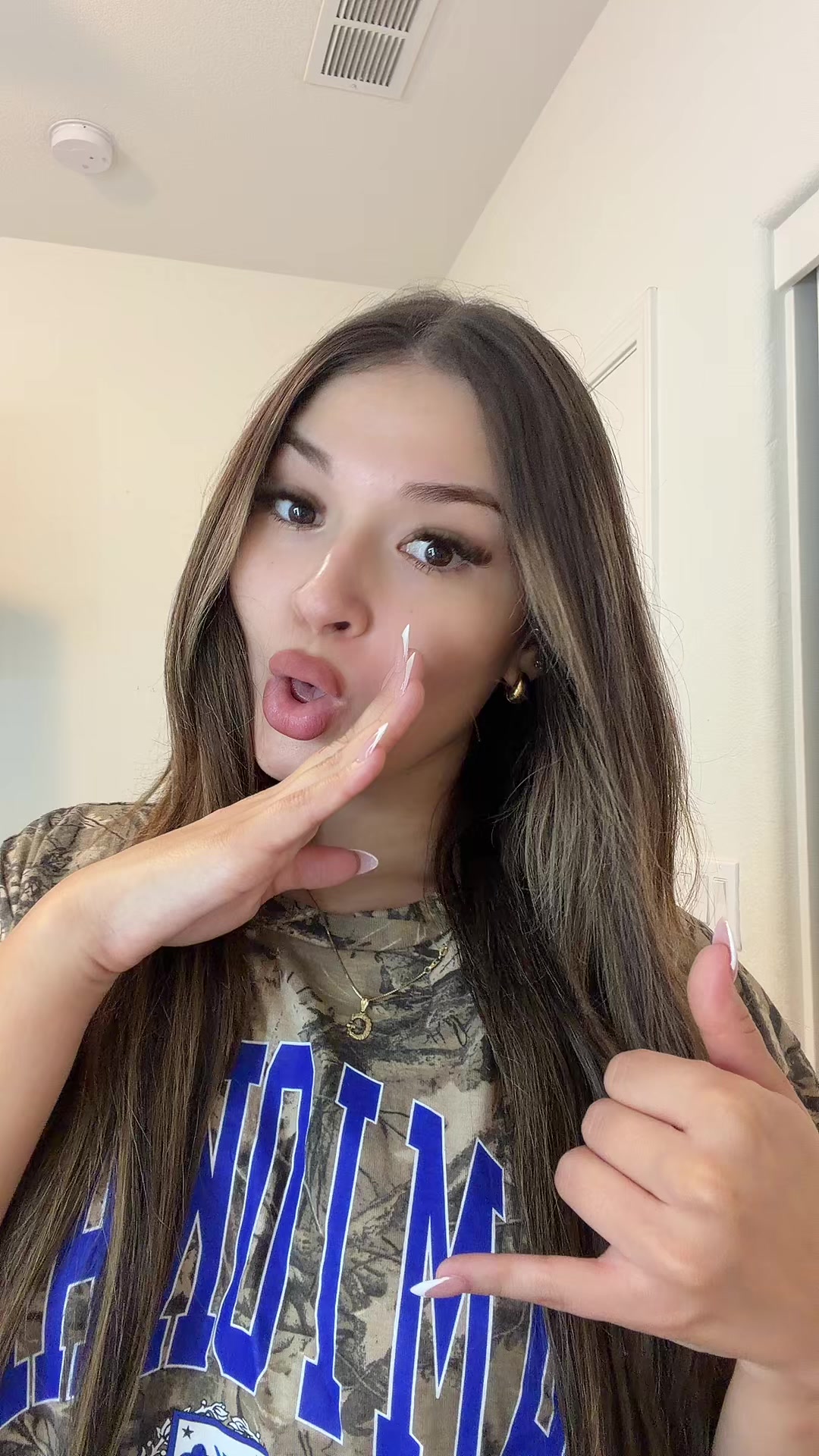 @gabs ˚✧₊♡