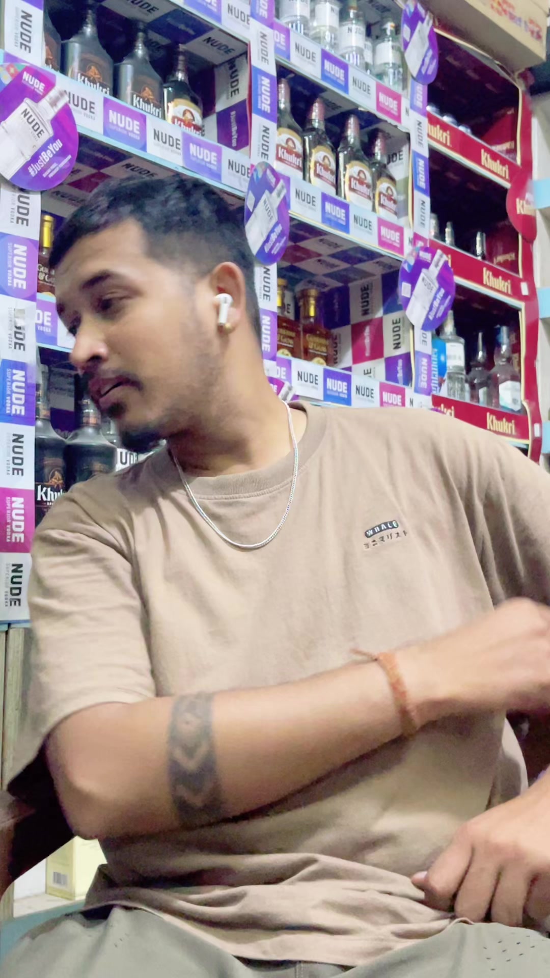 @Niraj Luitel(चरि भाइ)