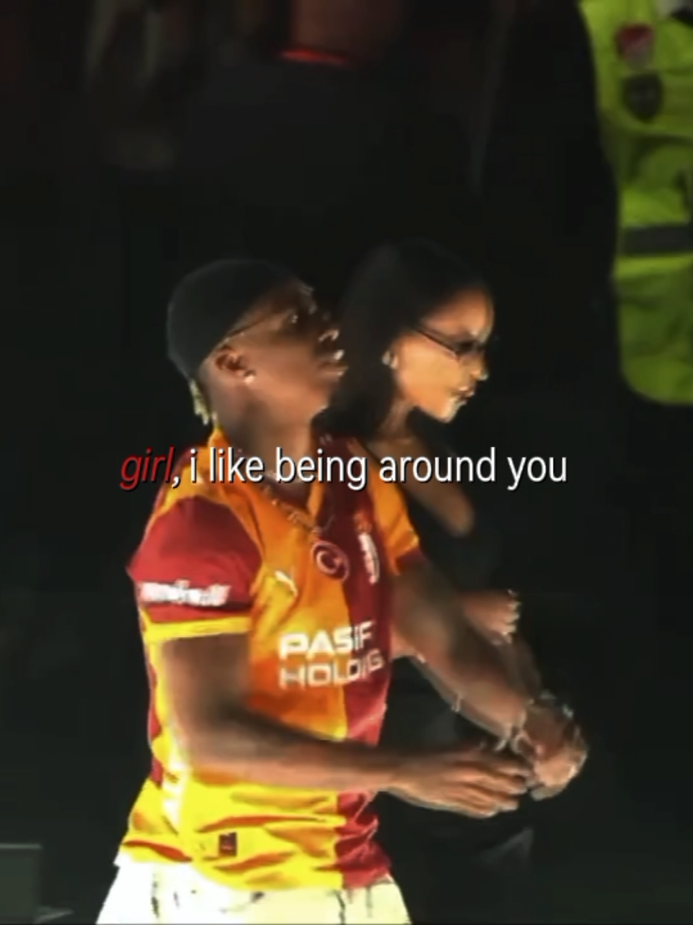 @✵