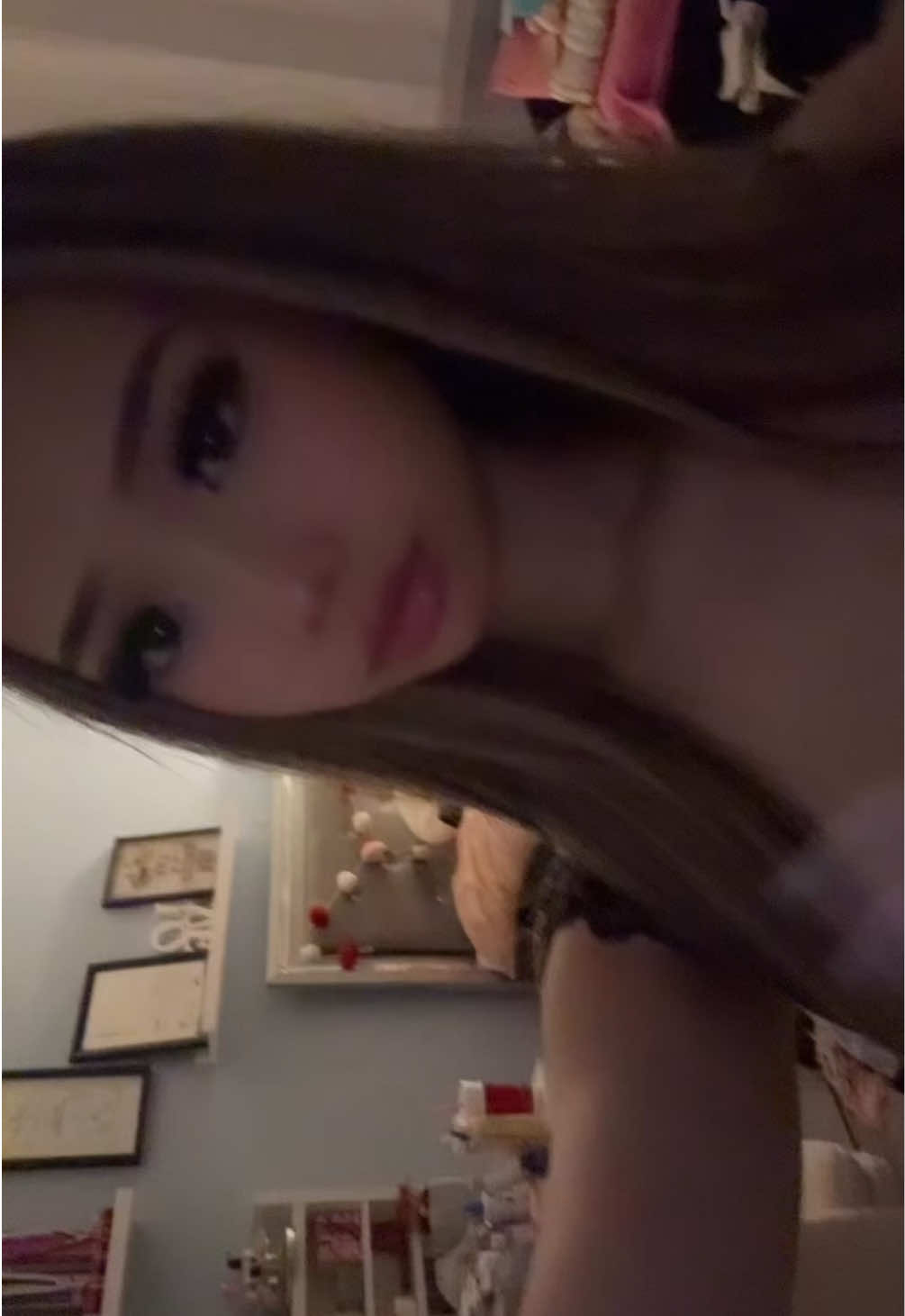 @𝒮𝑜𝒻