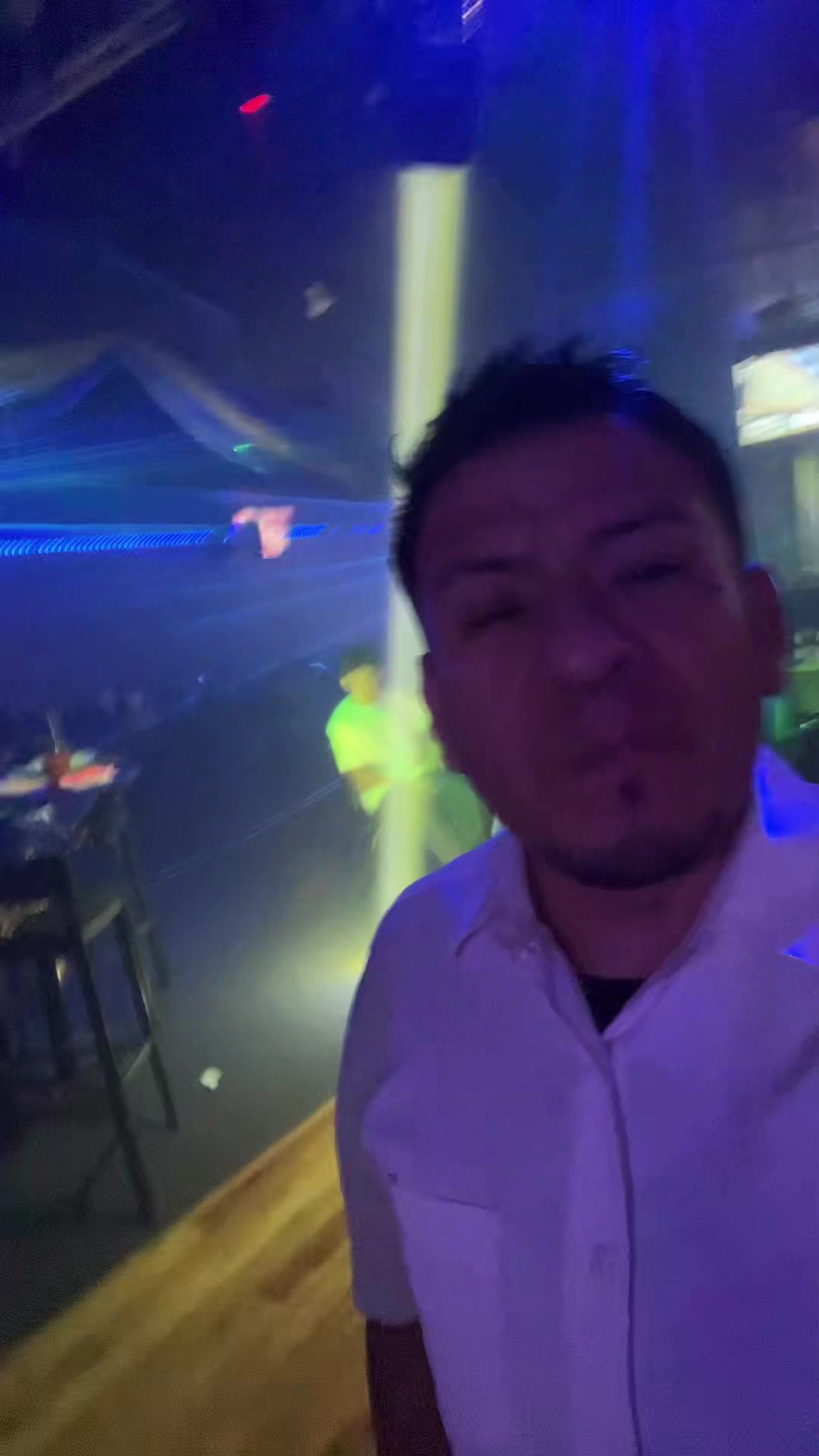 @Ricardo Mondragon58