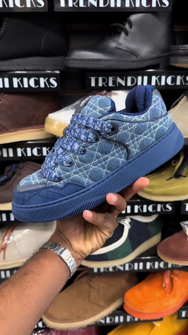 @TRENDII KICKS