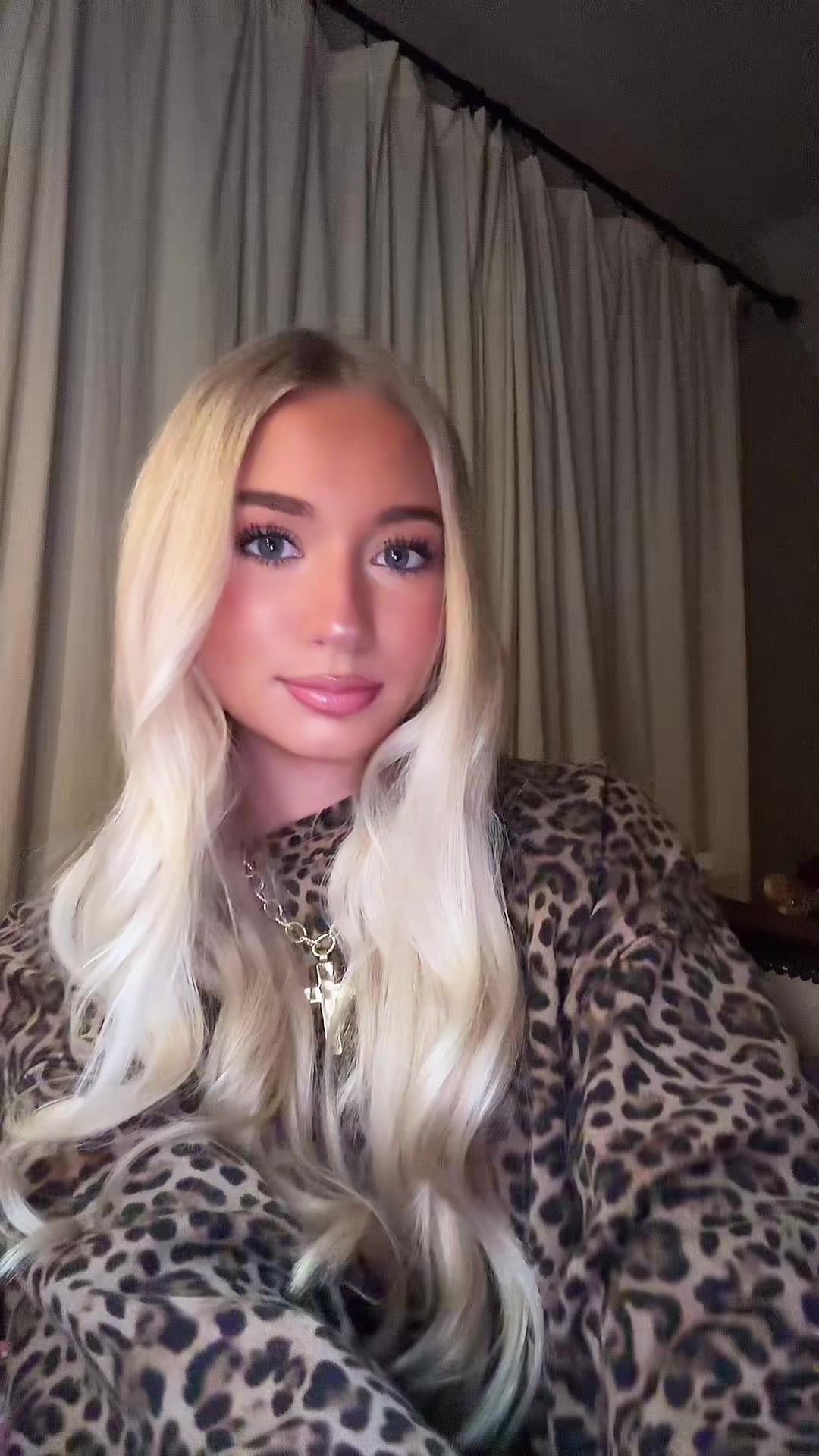 @sophieee