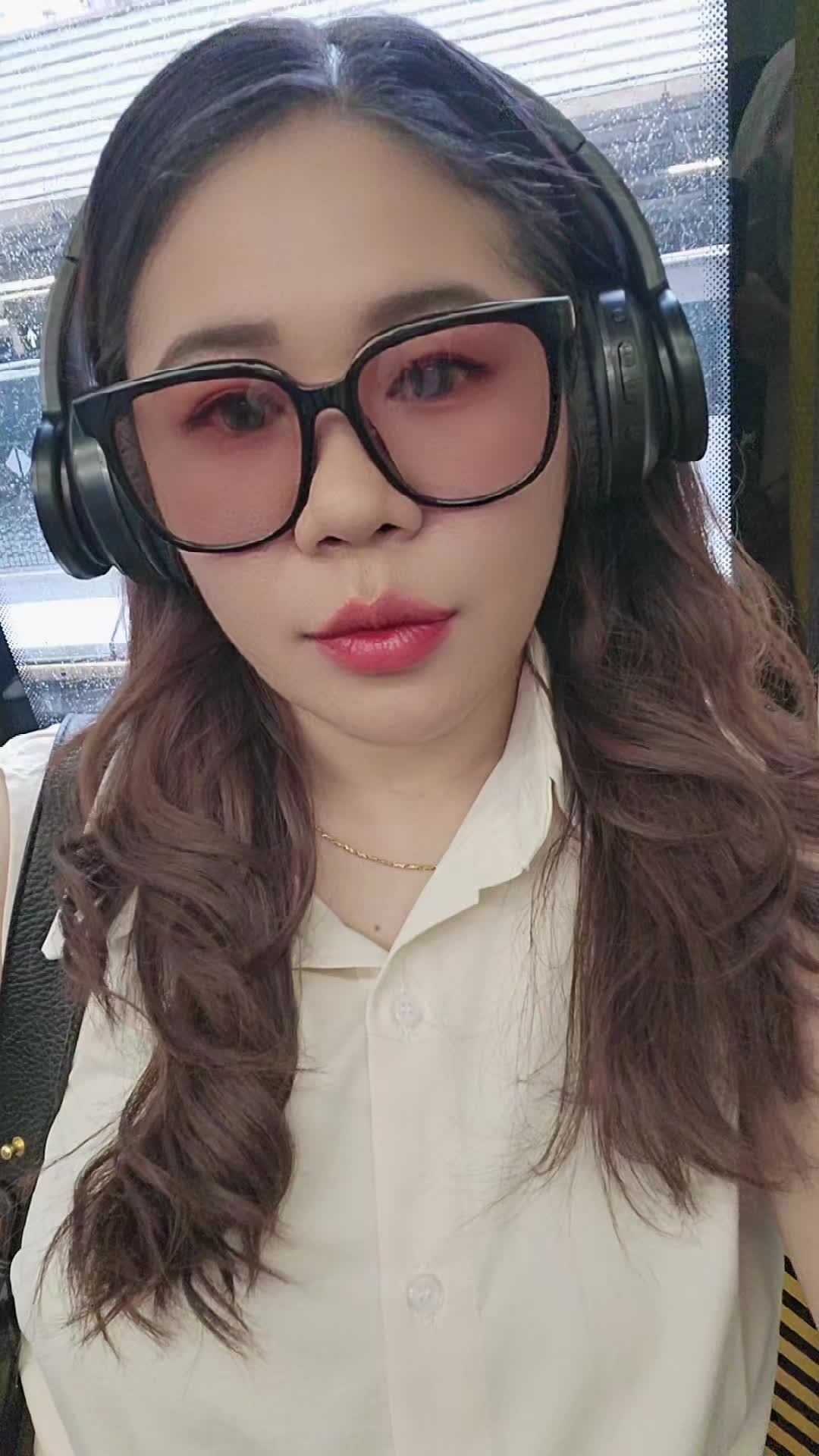 @Olivia🇭🇰