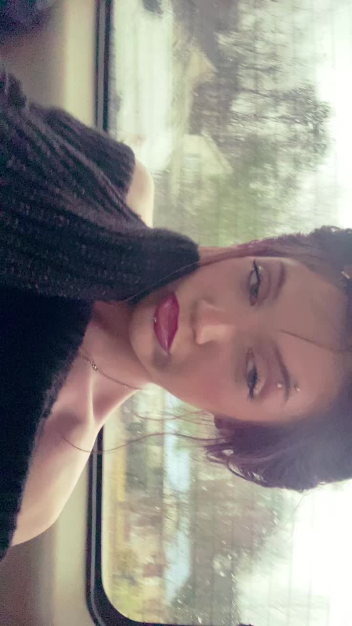 @pretty.poison.4.4.4