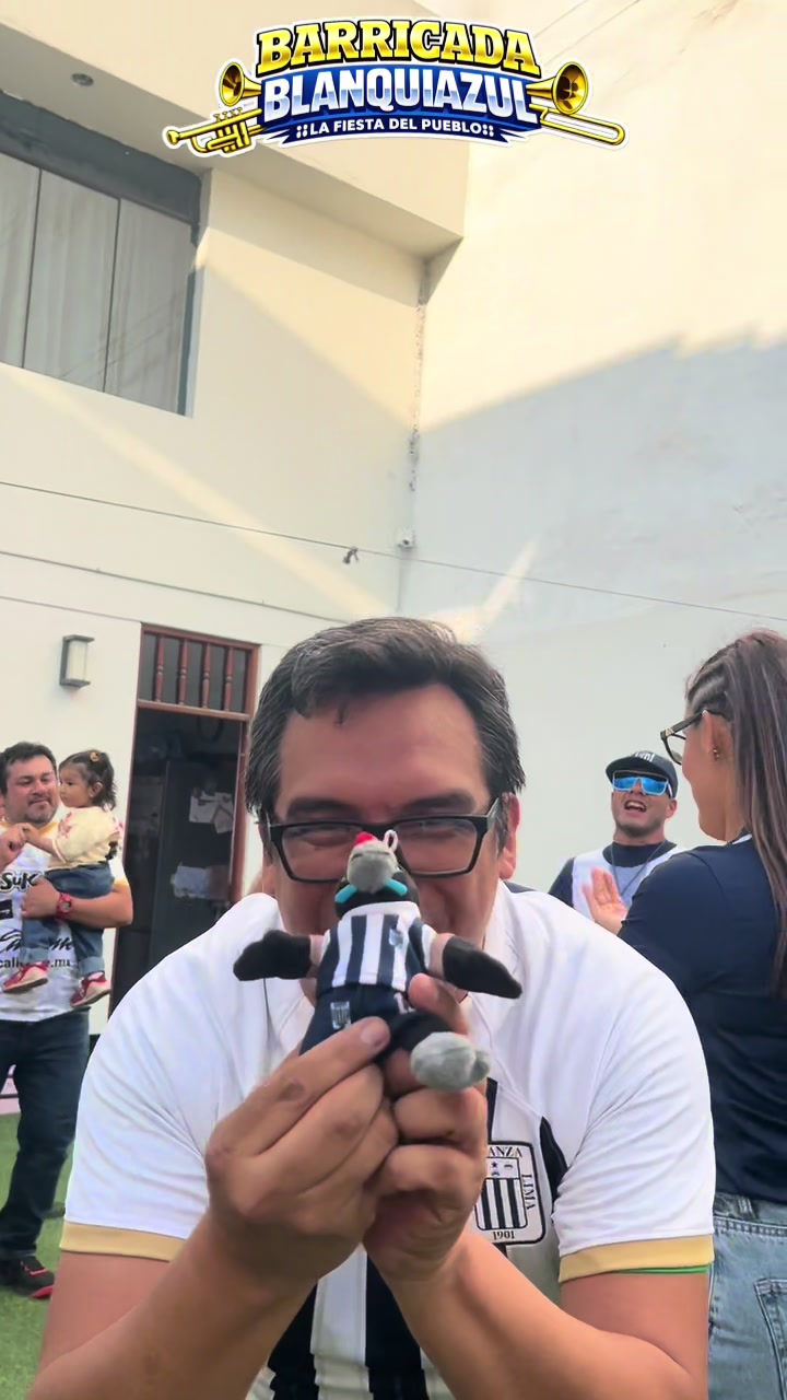 @BARRICADA PRODUCTORA