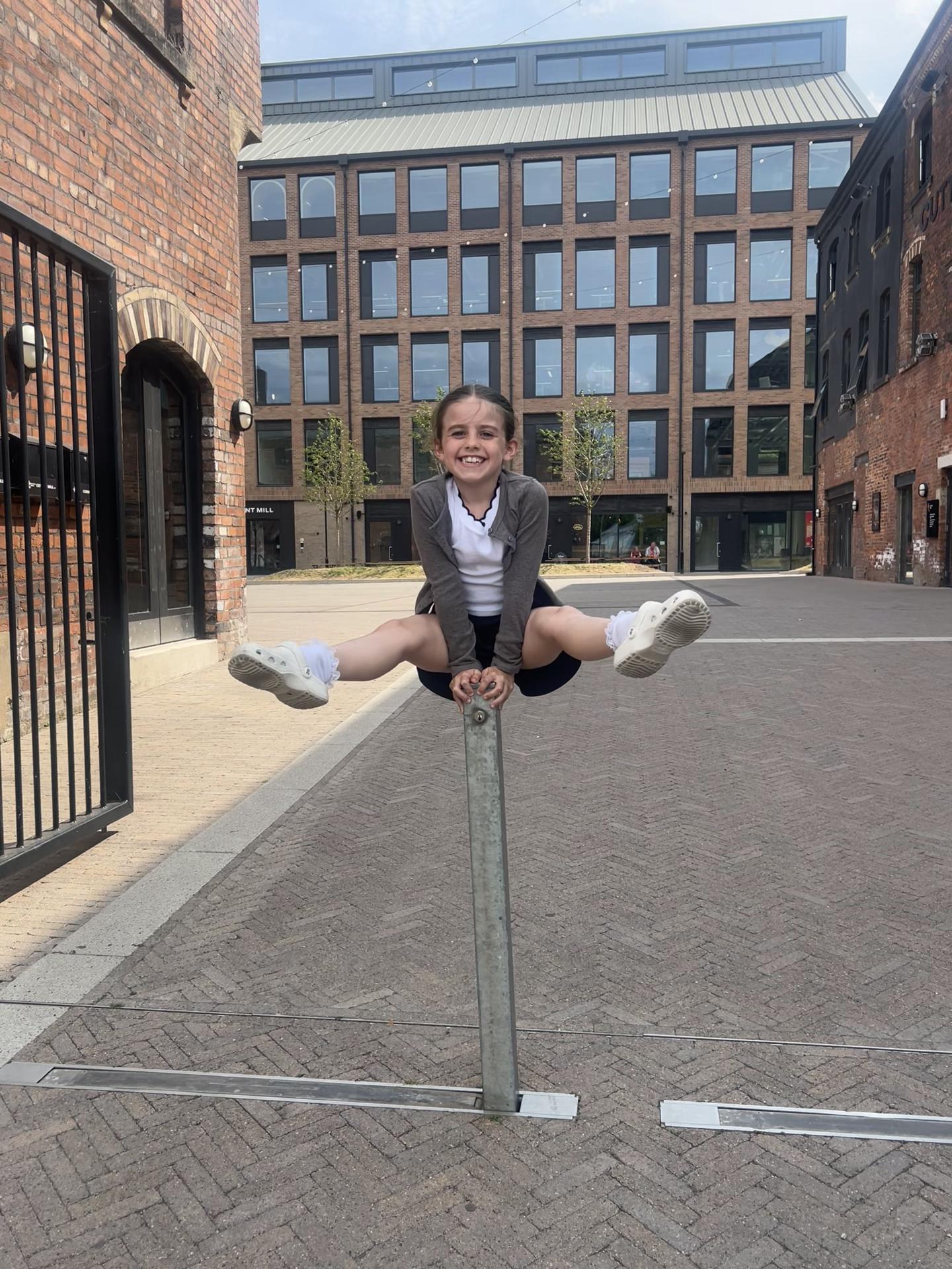 @M I A’ S D I A R Y 🤸🏽♀️