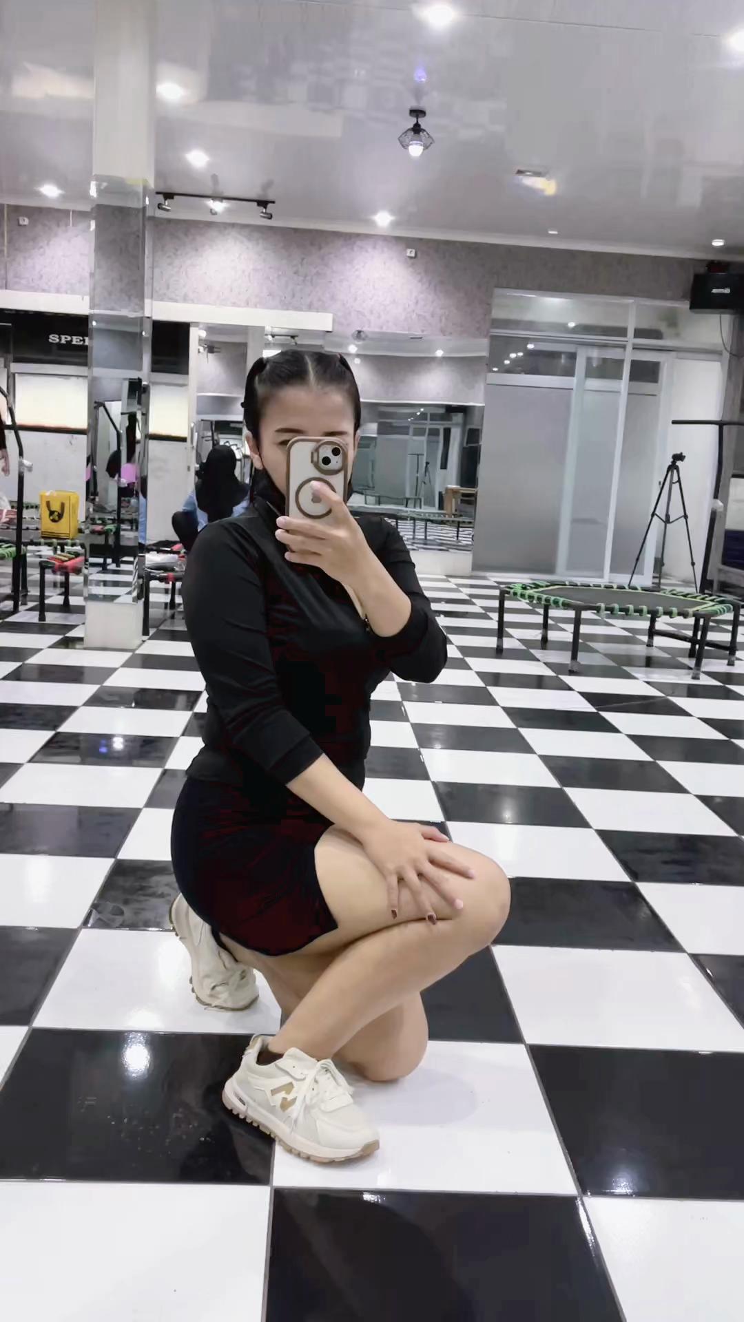 @Queen aurora 🖤