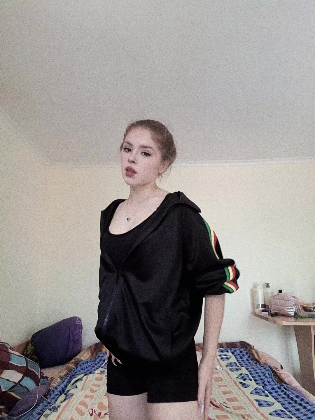 @помидорка