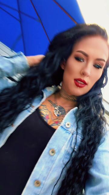 @ғͫʊͦcͭкͪɳͣ Tattedmommy420