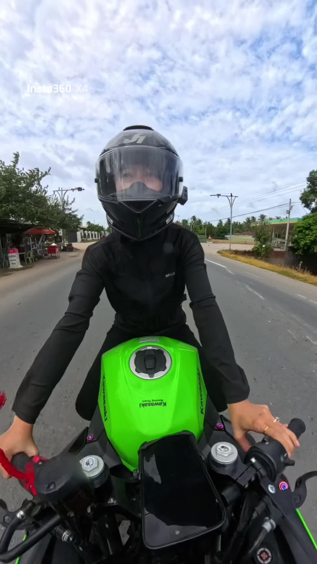 @Juu