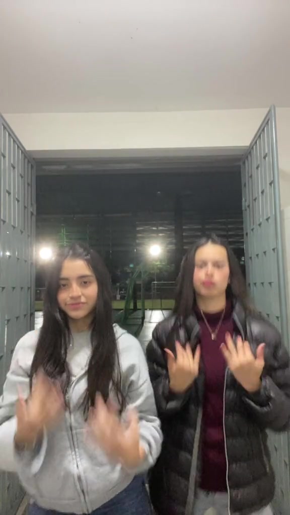 @nnnnickkk