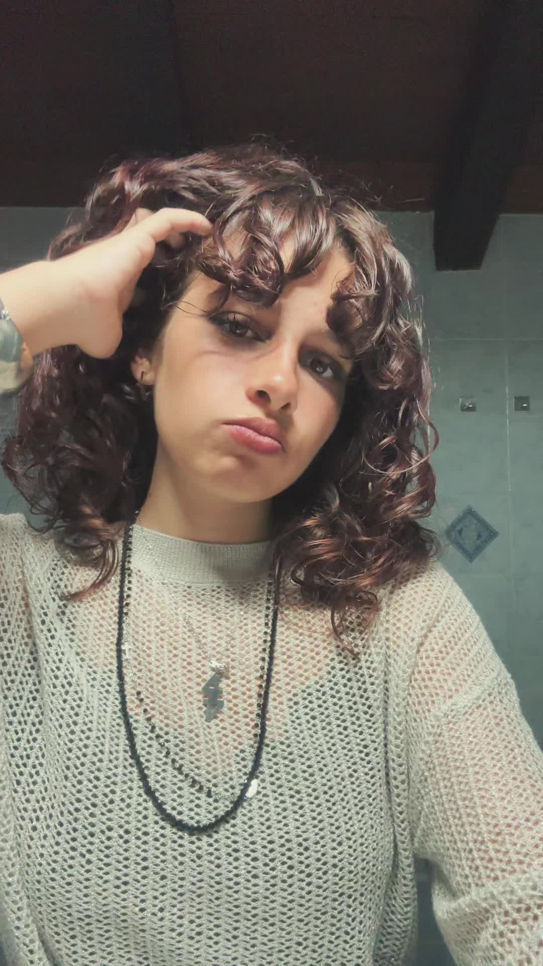 @ani🧟♀️