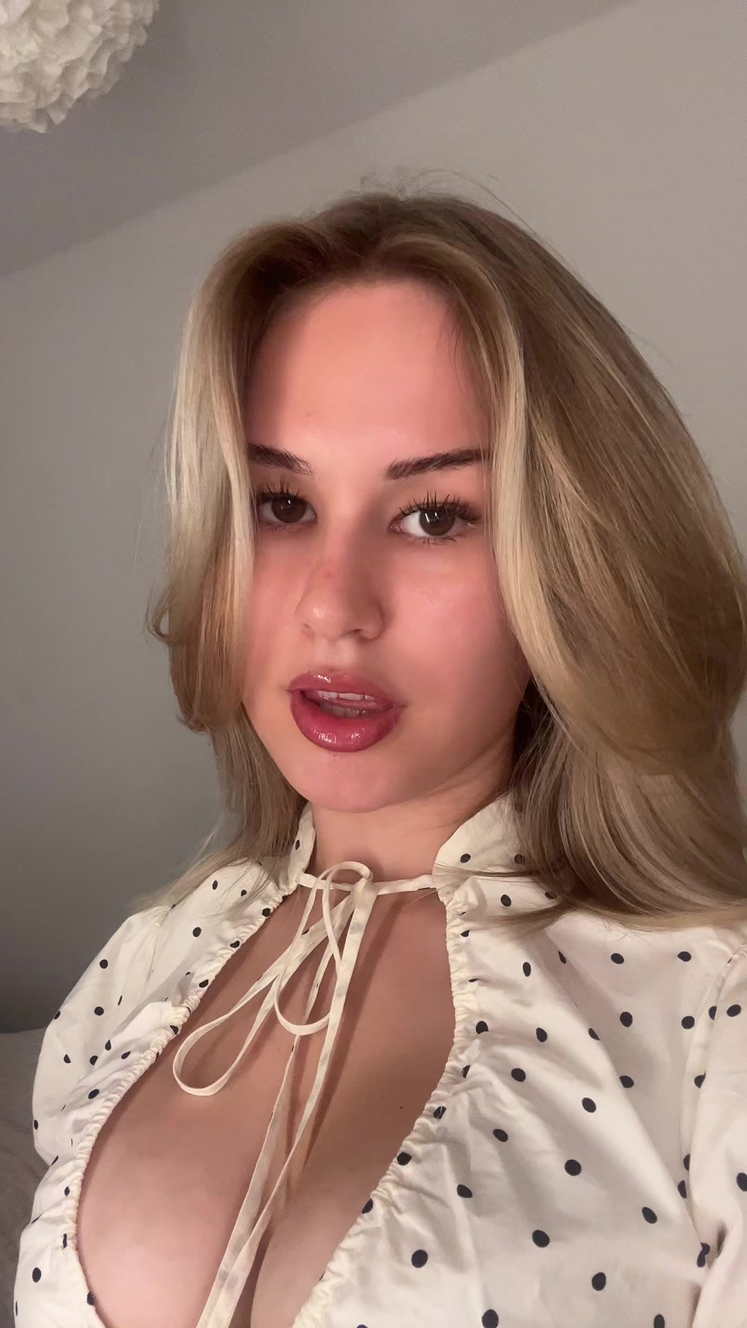 @𝙰𝙼𝚈