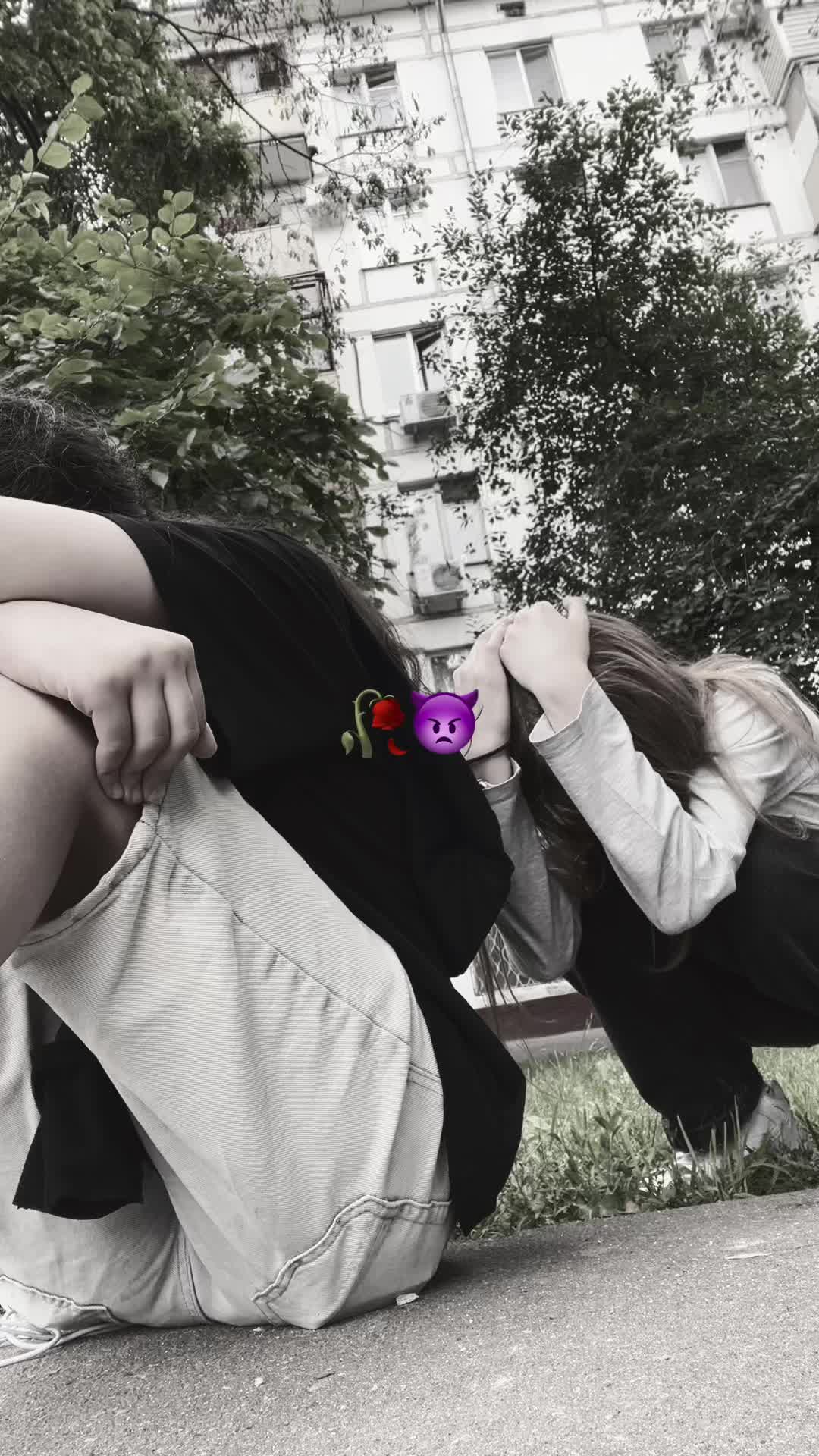@🫦