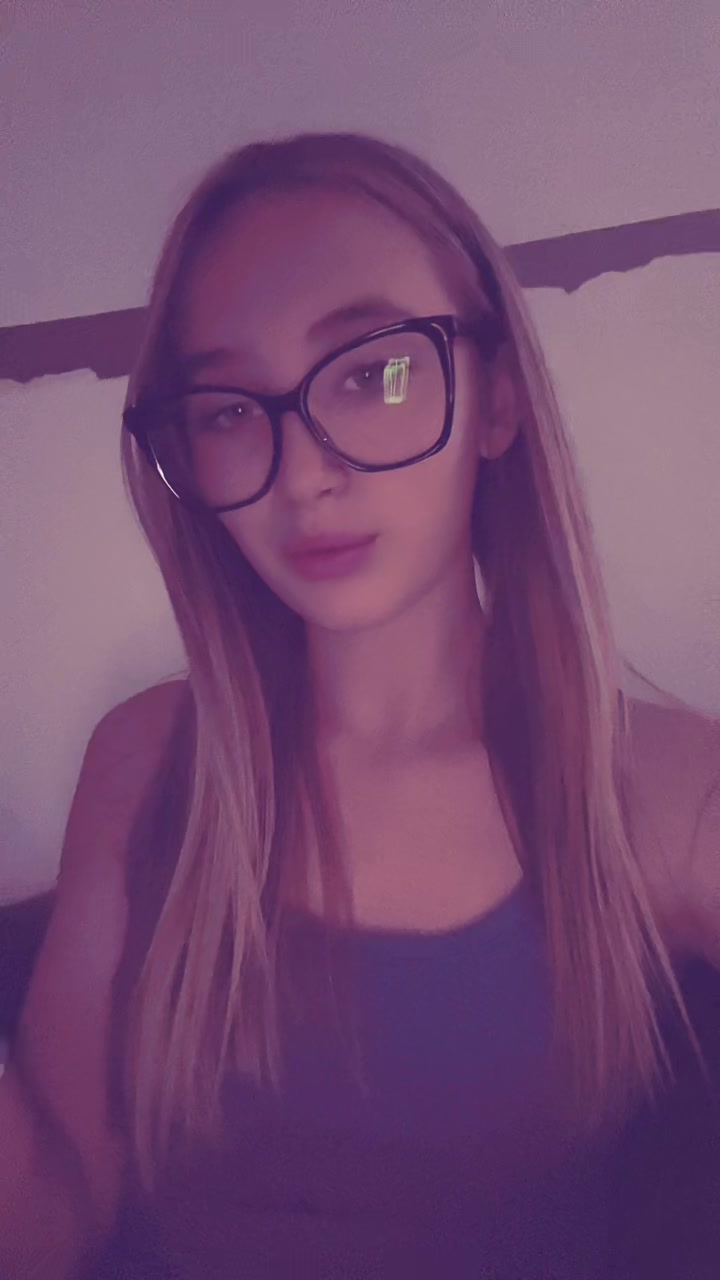 @Maelyne🦋✨