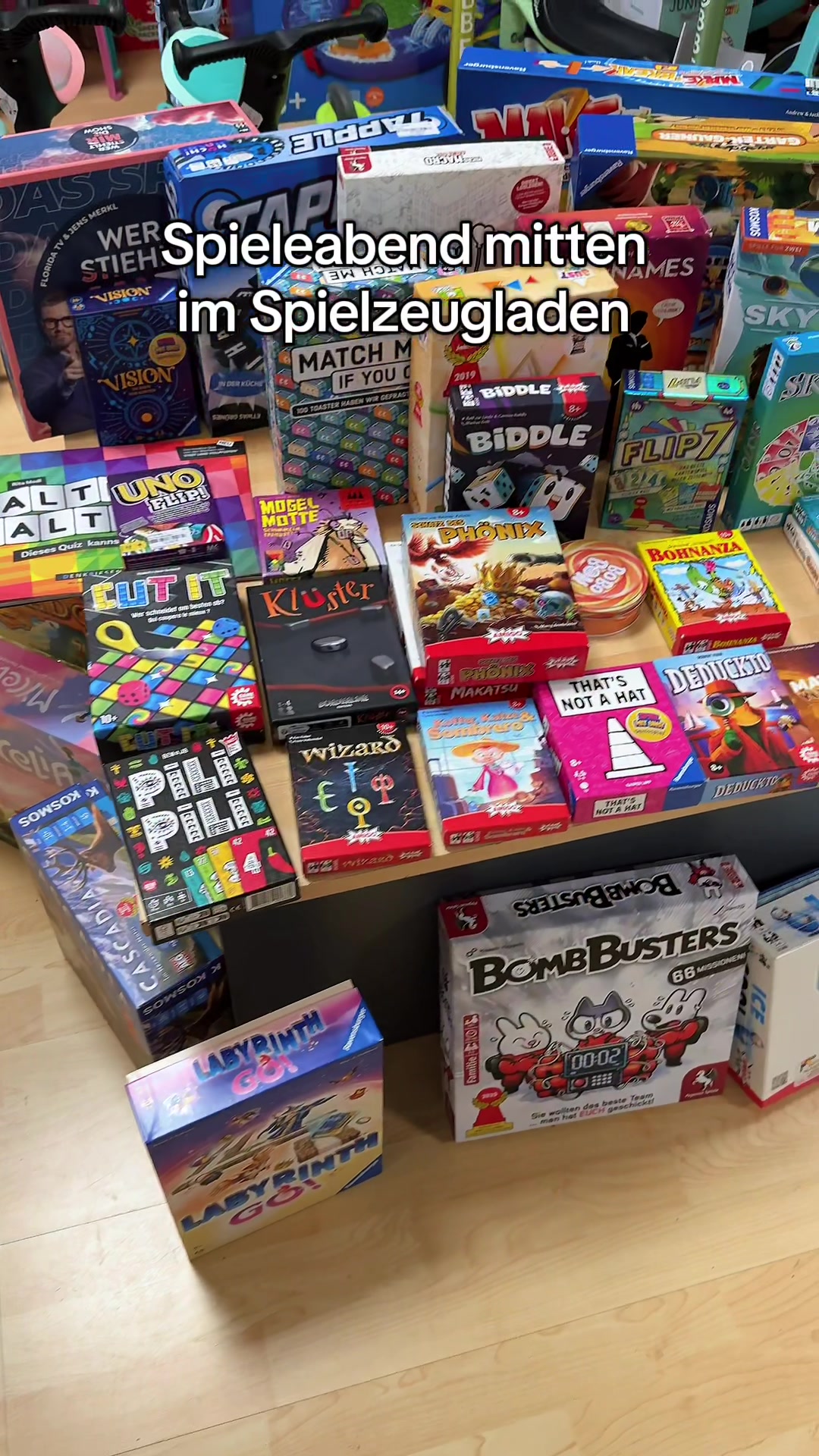 @Spielwaren Puppe