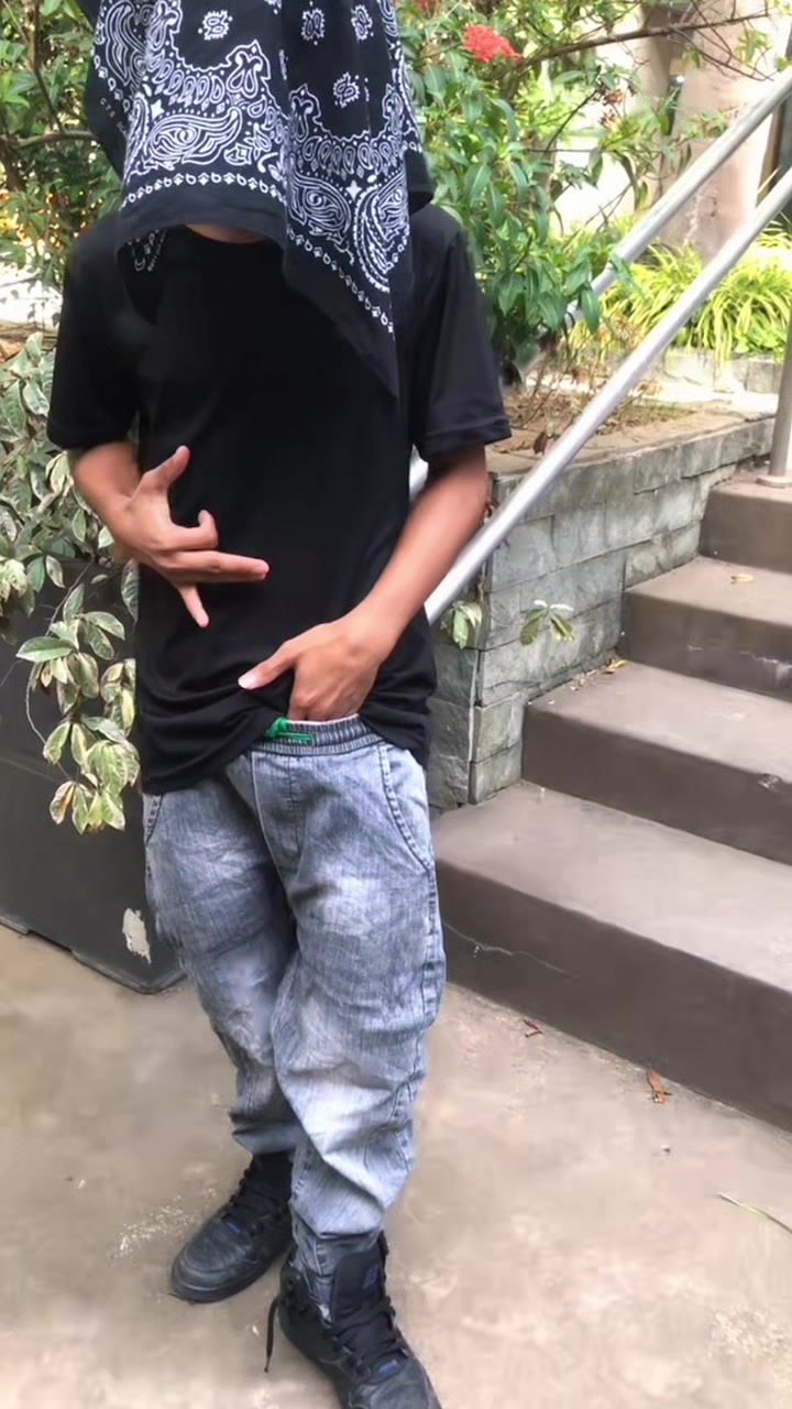 @BIG13VØN’ST OFFICIAL