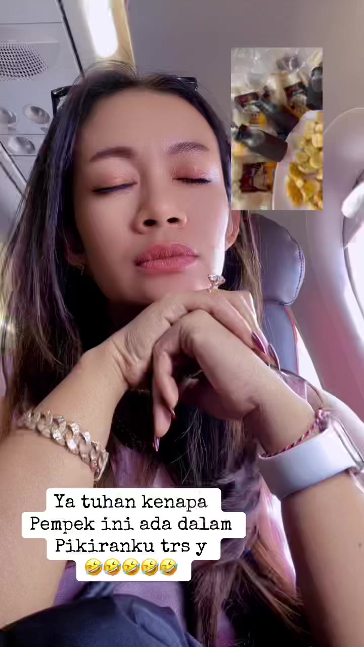 @riaestiana28