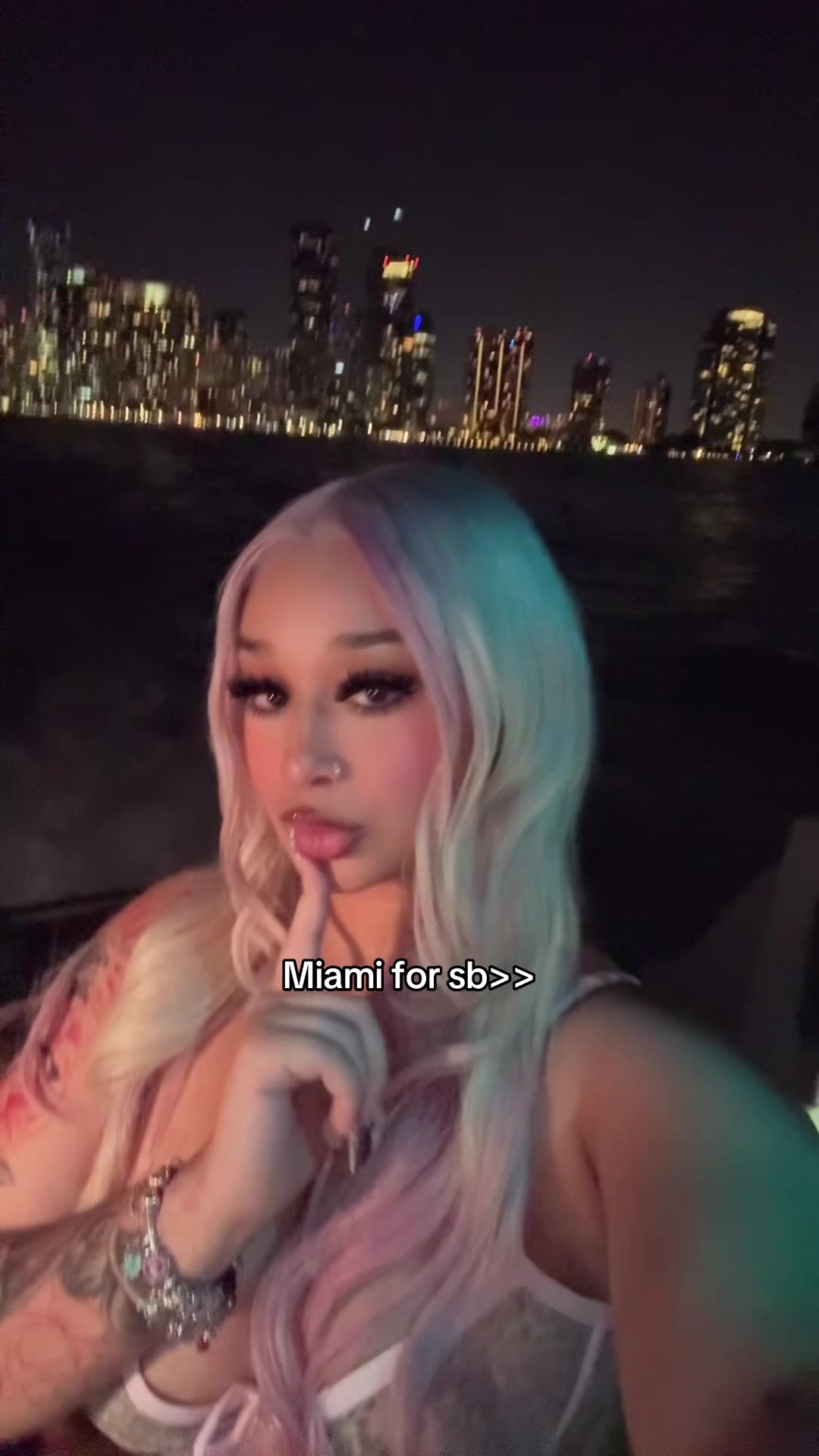 @Raielle