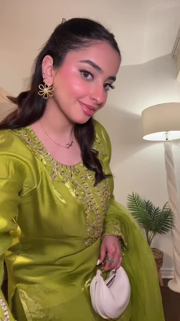 @Sara _mahnoor
