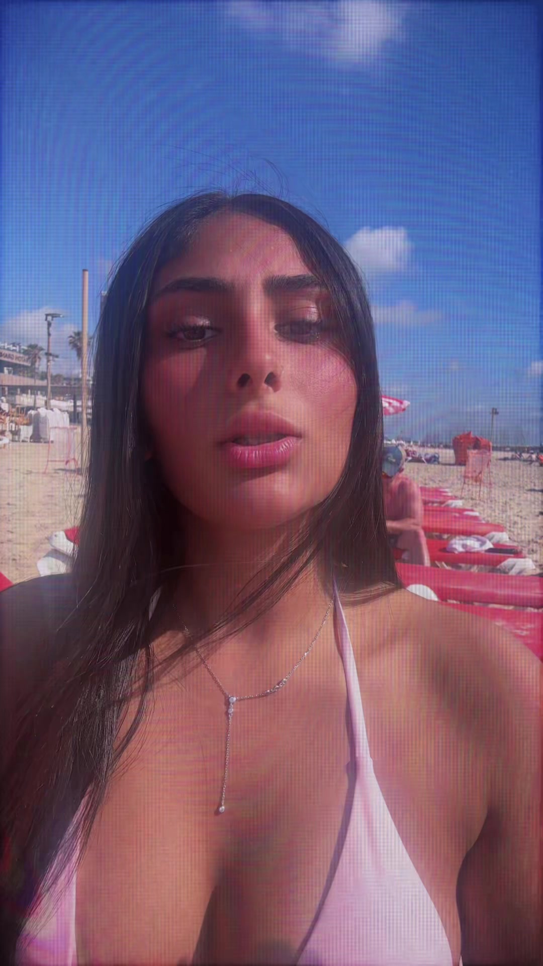 @Leahshamai