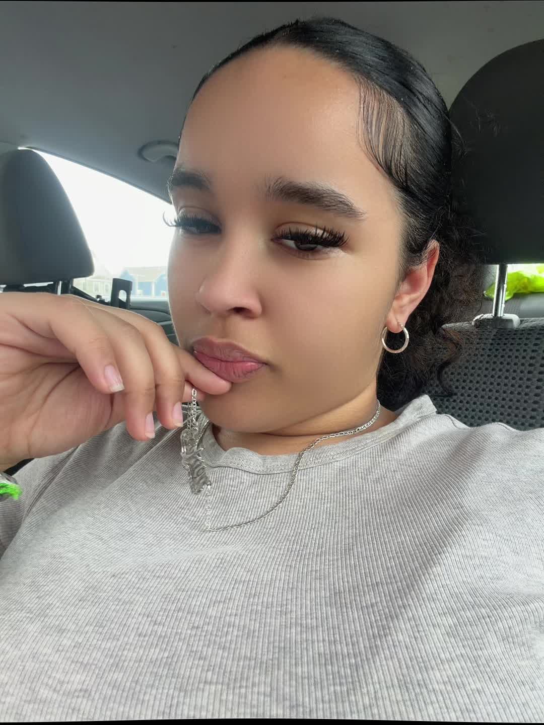 @Alishia