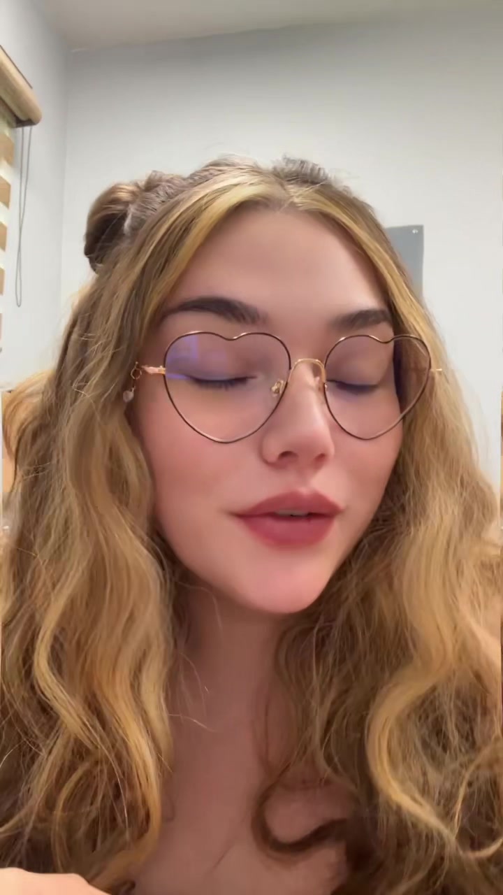 @Dez