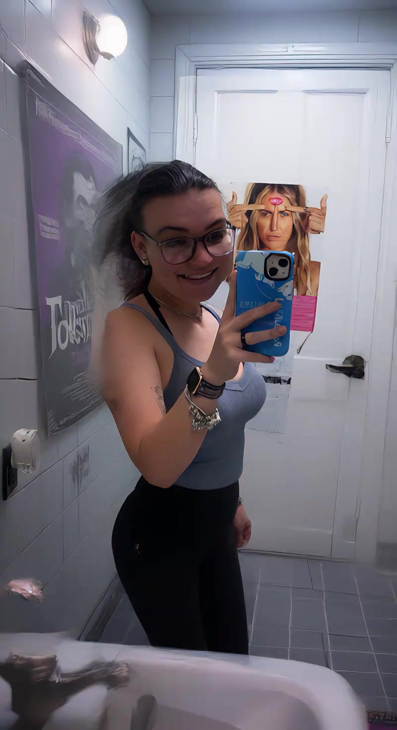 @🧿 Bri 🧿