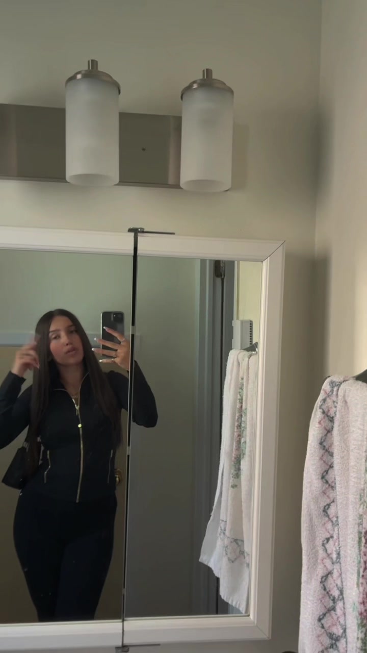 @olivia